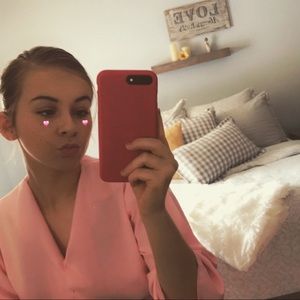 Meet your Posher, Eve